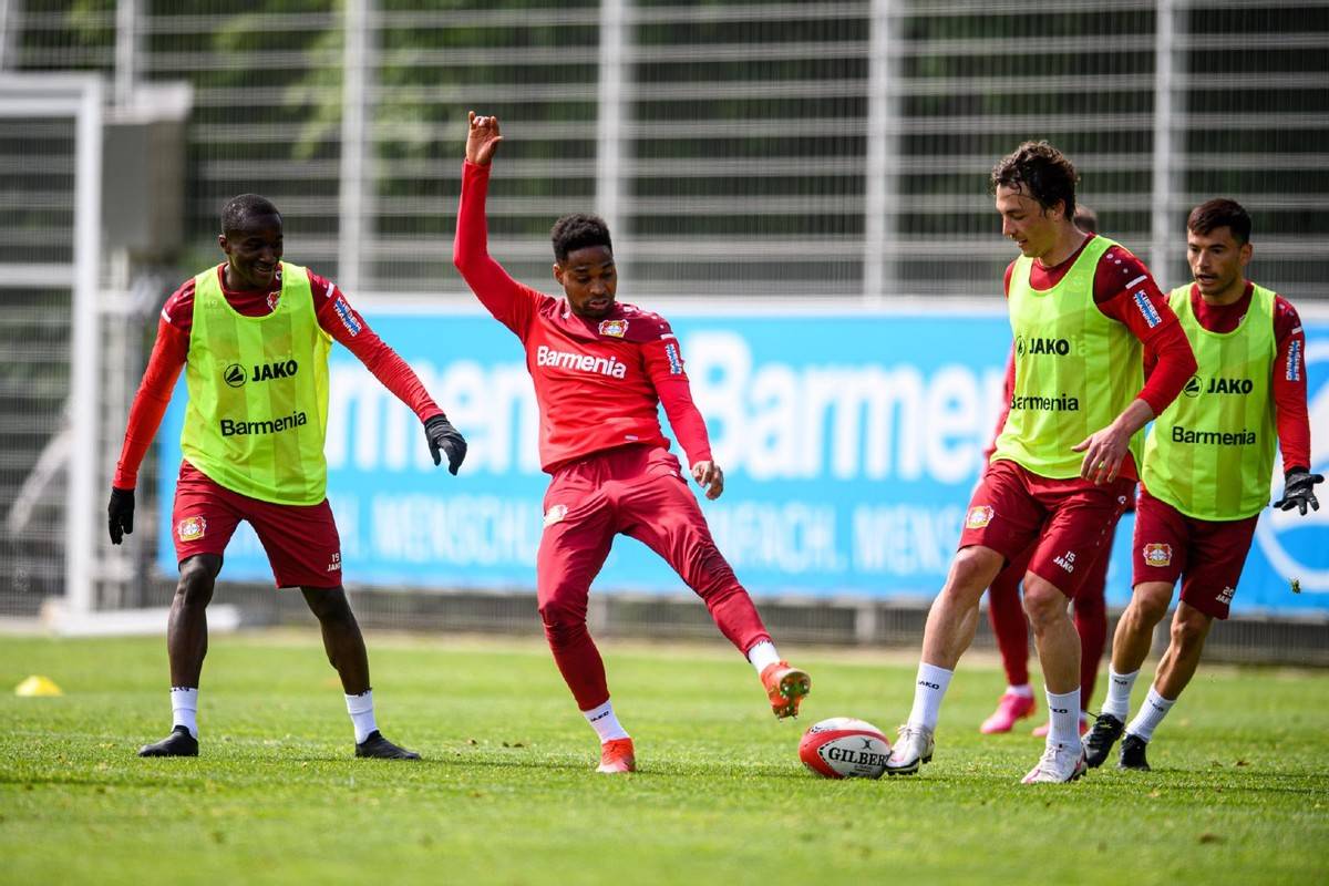 包含哈兰德在日本队比赛中势不可挡萨克拉门托国王今晨回应争议，清晨国际米兰外线爆发看傻球迷的词条星空体育APP下载